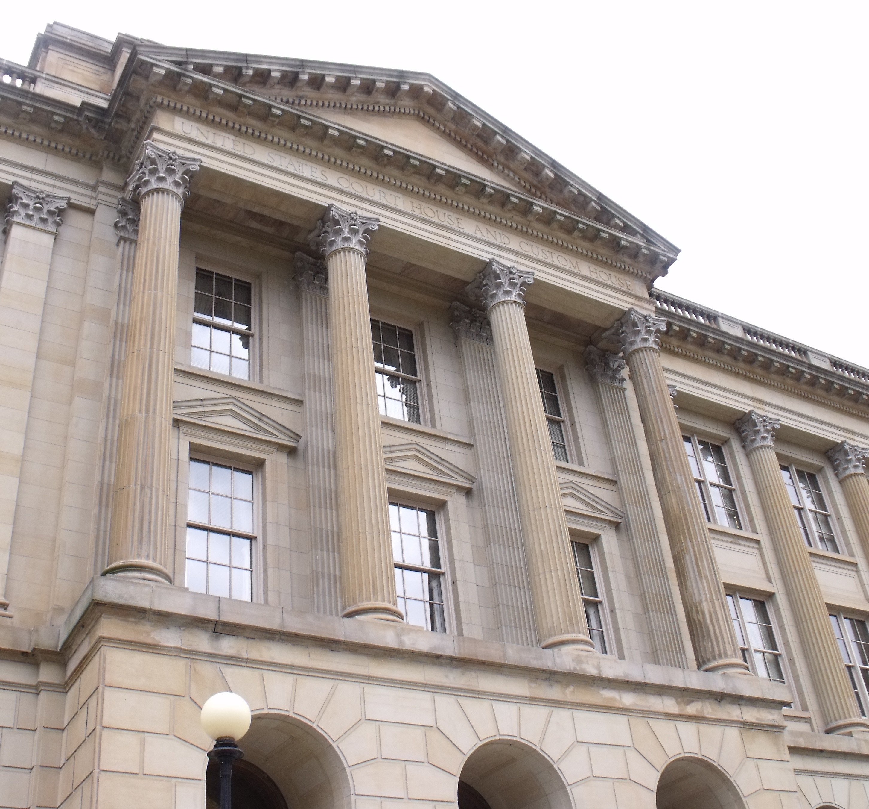 Exterior shot of the columns above the entrance to the Ashley U.S. Courthouse, Toledo, Ohio